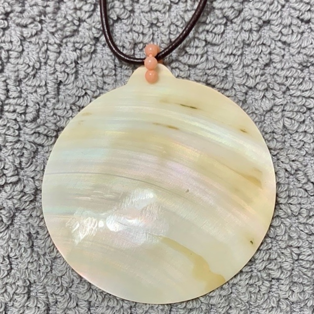 Chan Luu seashell necklace